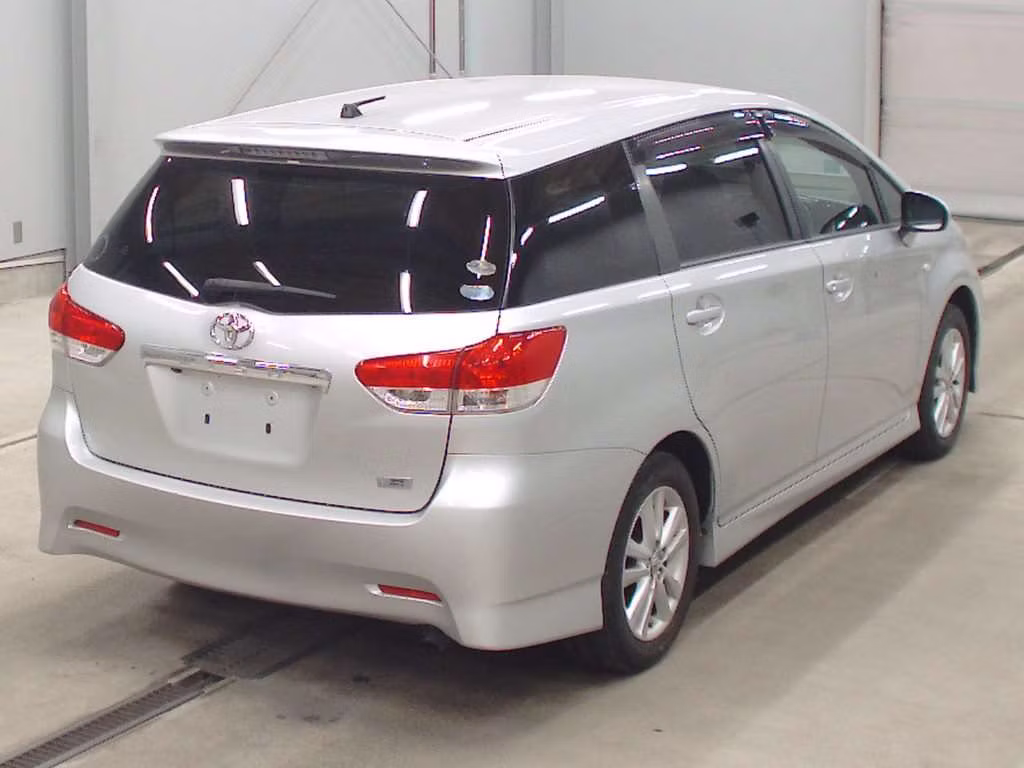 TOYOTA WISH