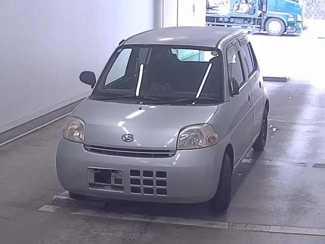 DAIHATSU ESSE