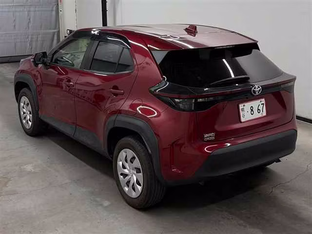 TOYOTA YARIS CROSS