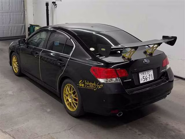 SUBARU LEGACY B4