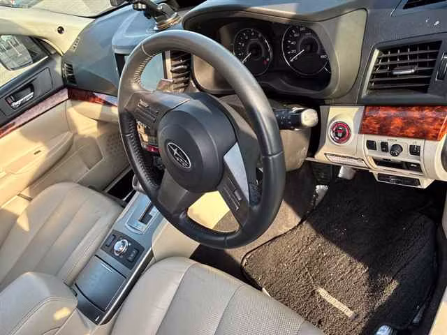 SUBARU LEGACY B4