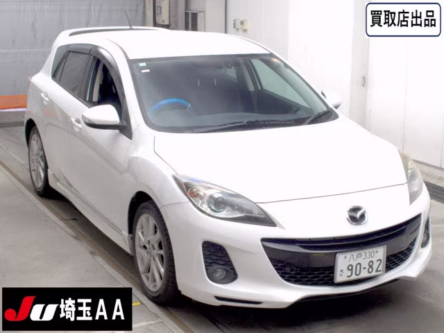 MAZDA AXELA