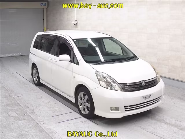TOYOTA ISIS