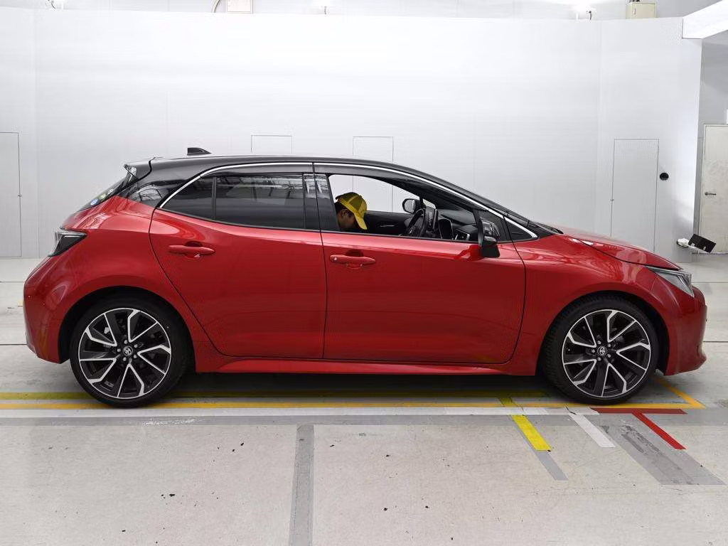 TOYOTA COROLLA