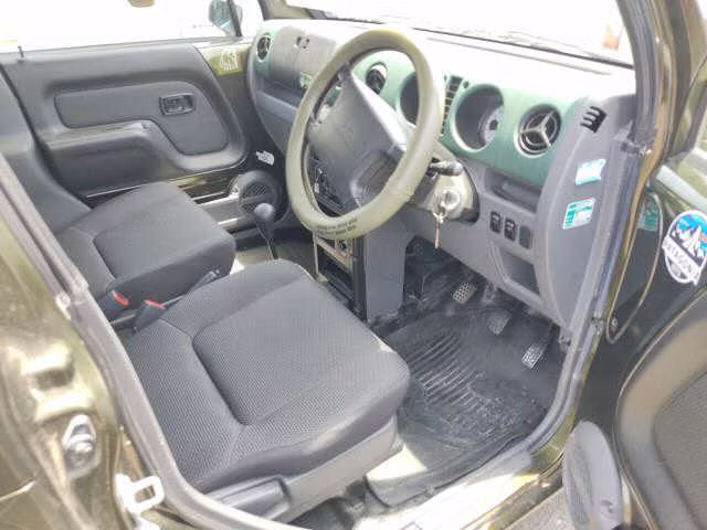 DAIHATSU NAKED