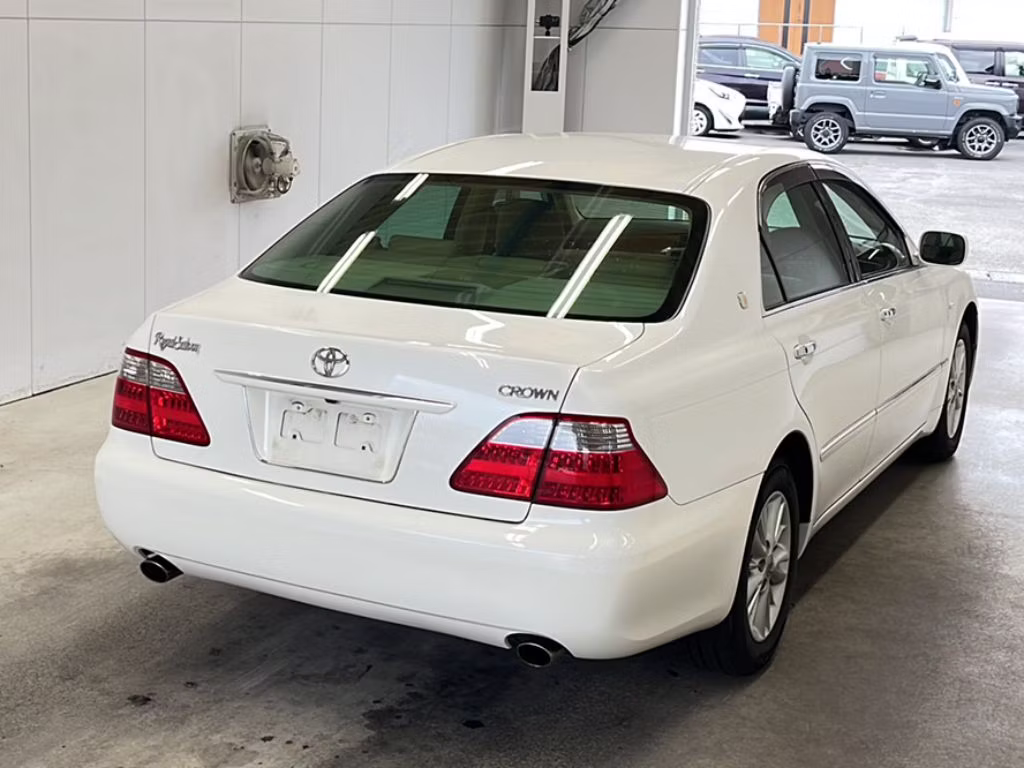 TOYOTA CROWN