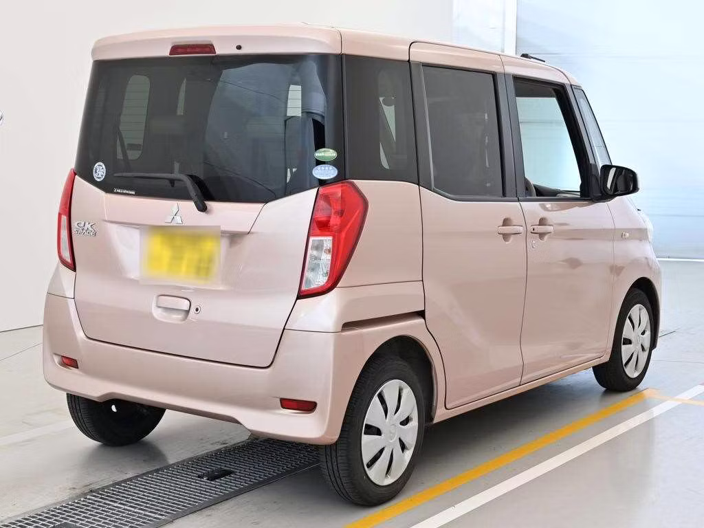 MITSUBISHI EK SPACE