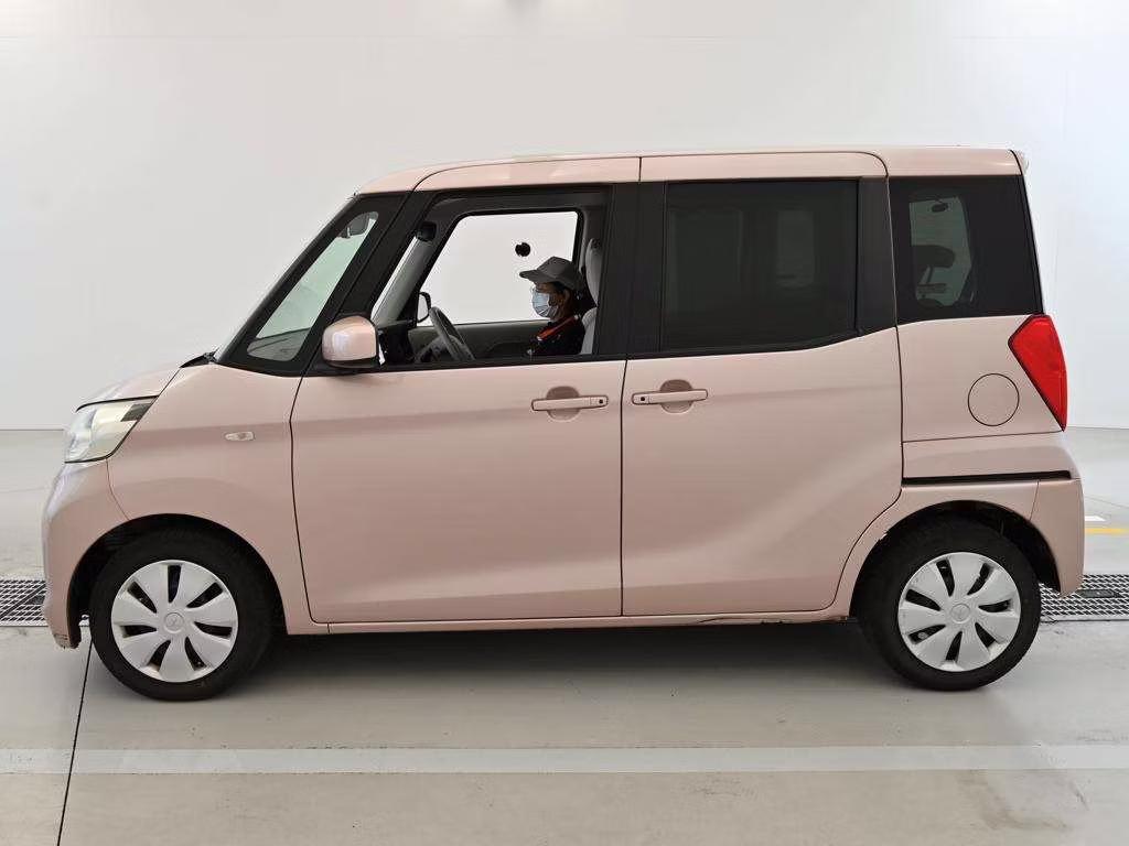 MITSUBISHI EK SPACE