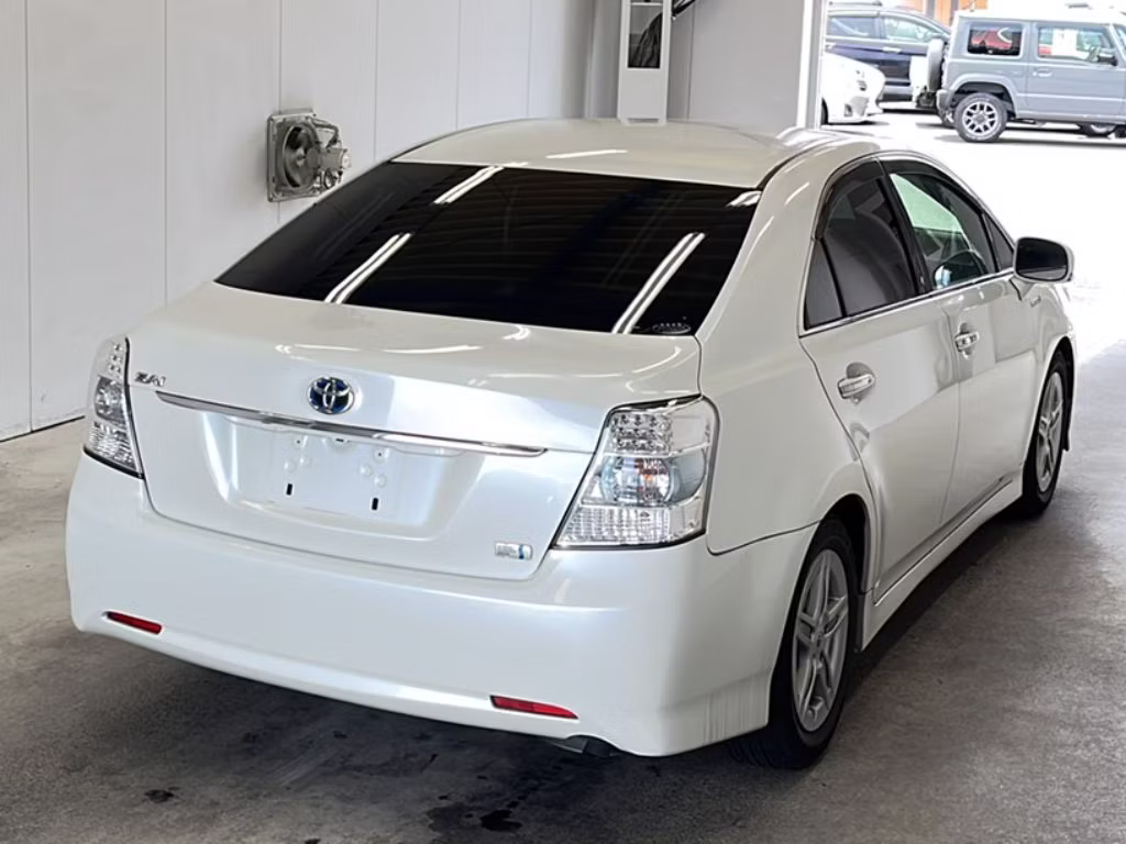 TOYOTA SAI