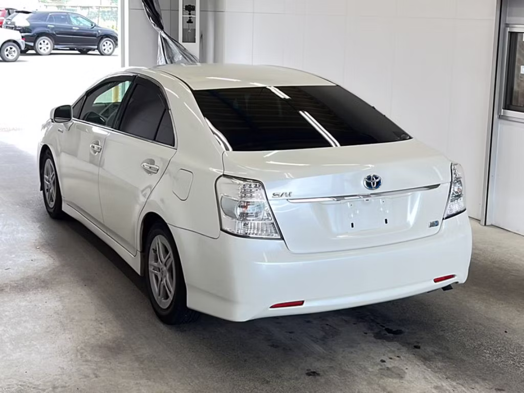 TOYOTA SAI