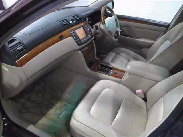 TOYOTA BREVIS