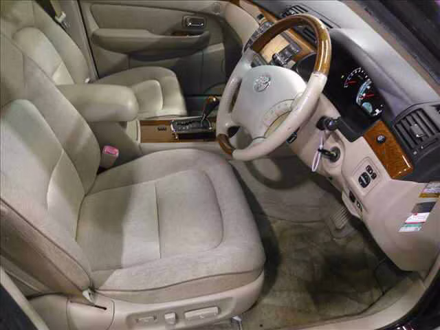 TOYOTA BREVIS