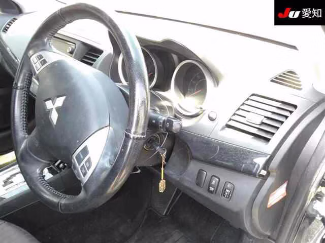 MITSUBISHI GALANT FORTIS