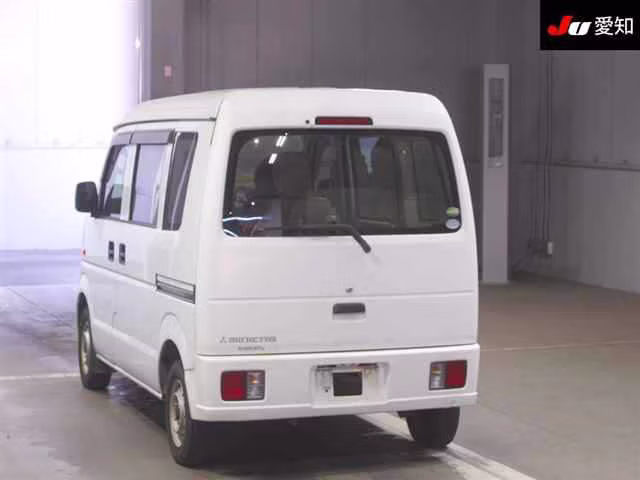 MITSUBISHI MINICAB