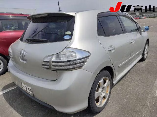 TOYOTA BLADE