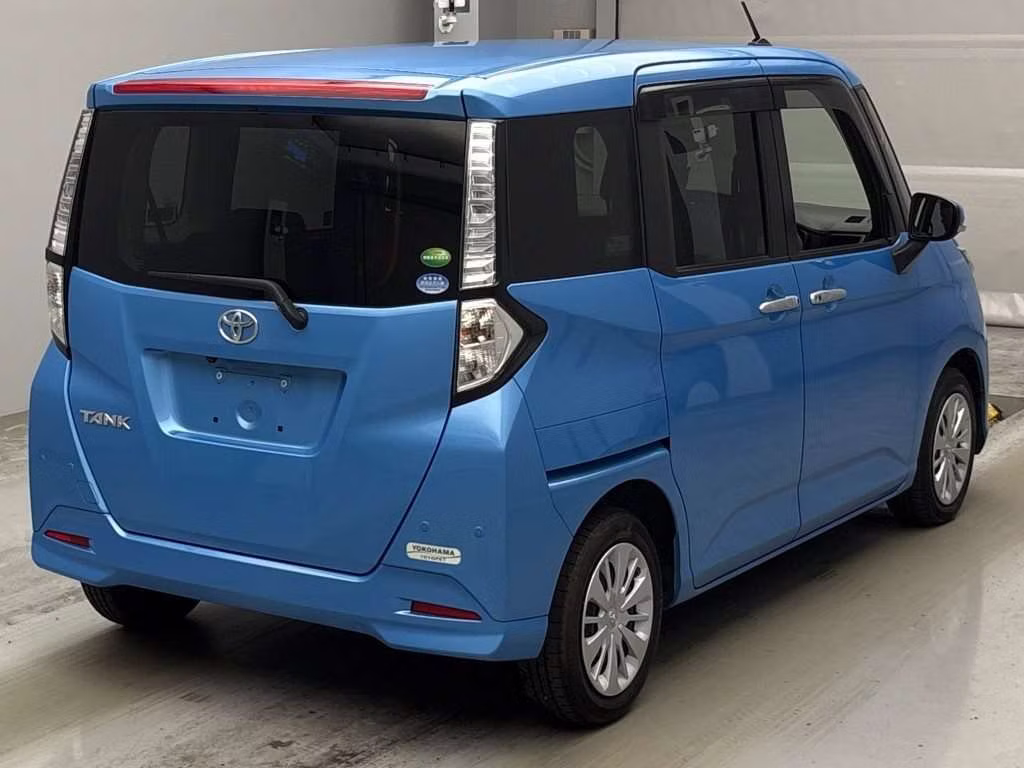 TOYOTA TANK