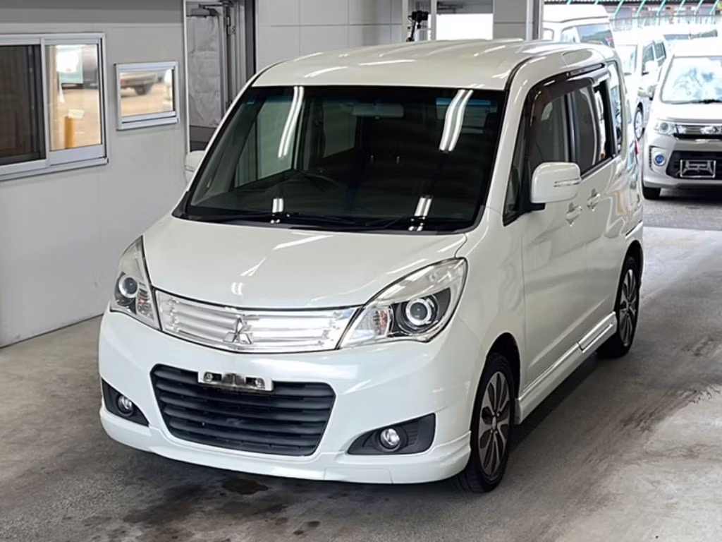 MITSUBISHI DELICA D:2