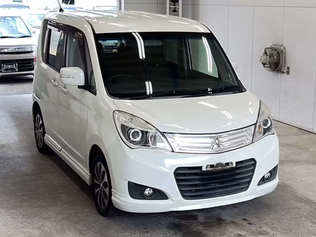 MITSUBISHI DELICA D:2