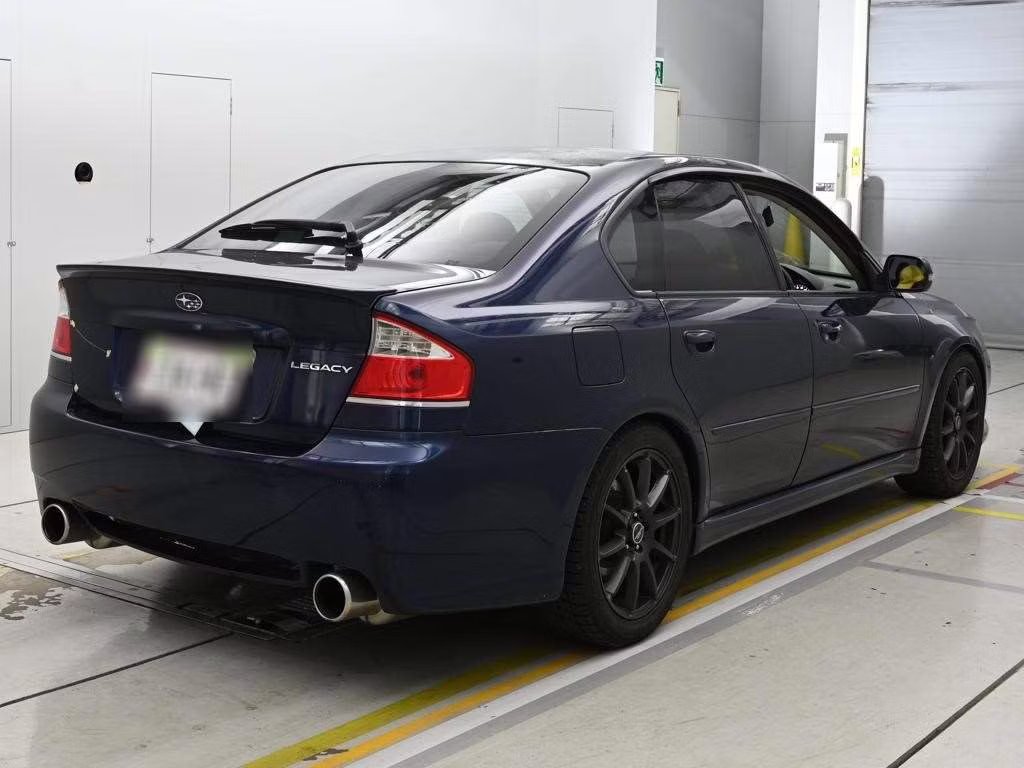 SUBARU LEGACY B4