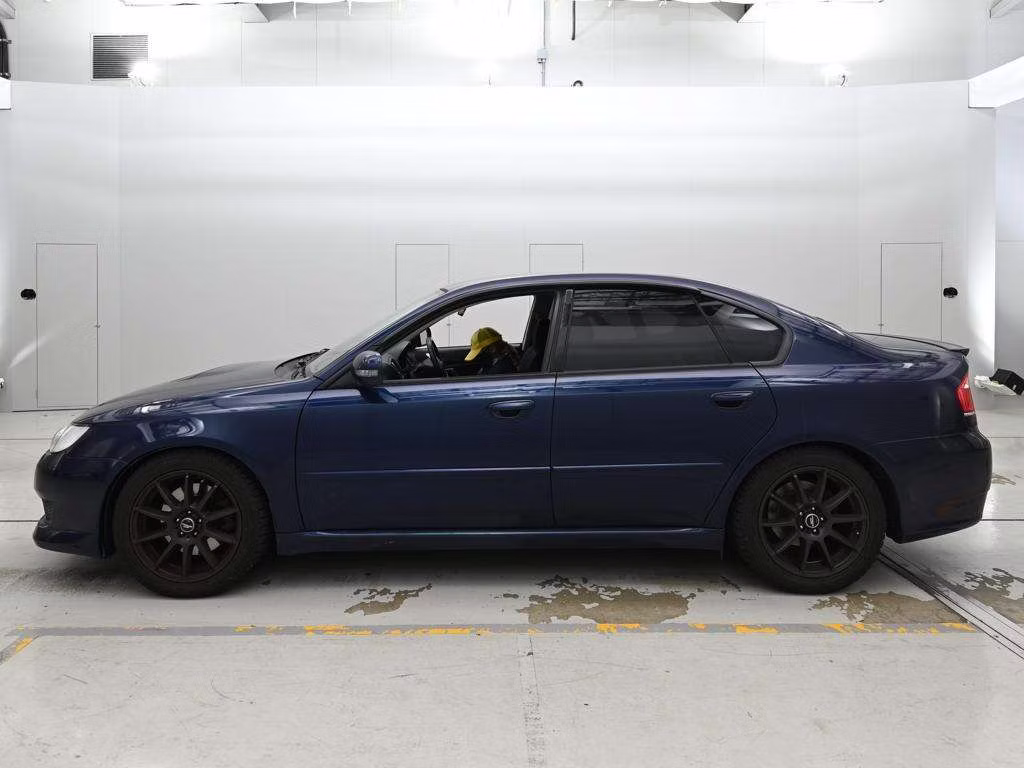 SUBARU LEGACY B4