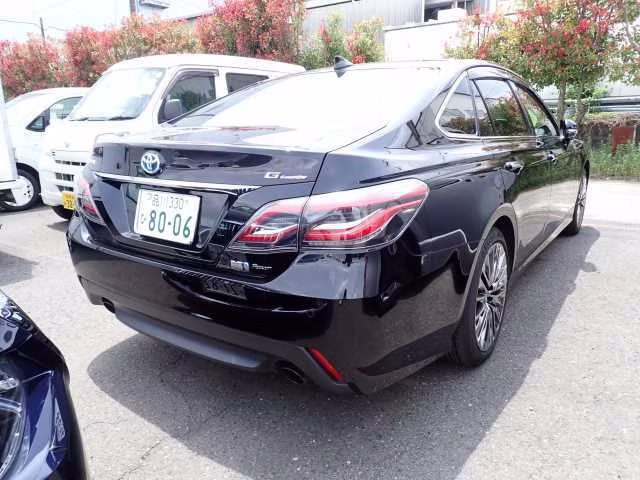TOYOTA CROWN
