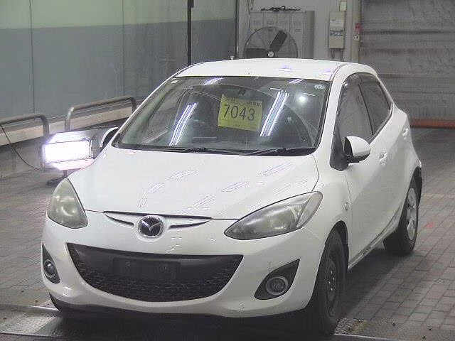 MAZDA DEMIO