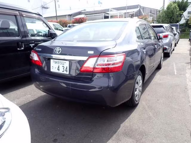 TOYOTA PREMIO