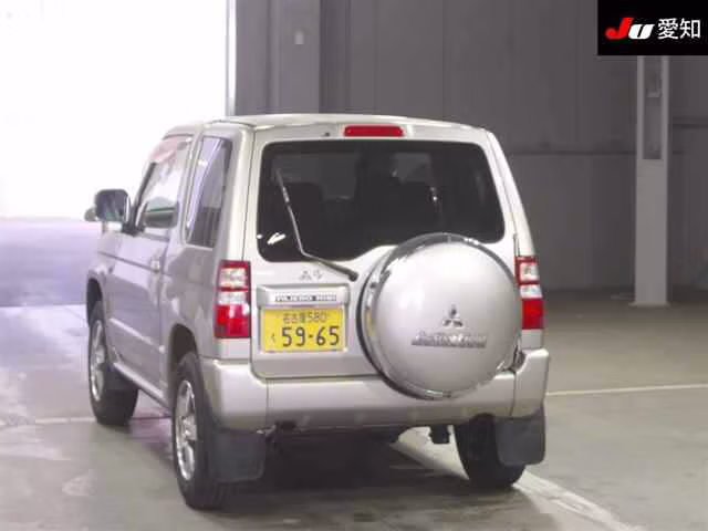 MITSUBISHI PAJERO MINI