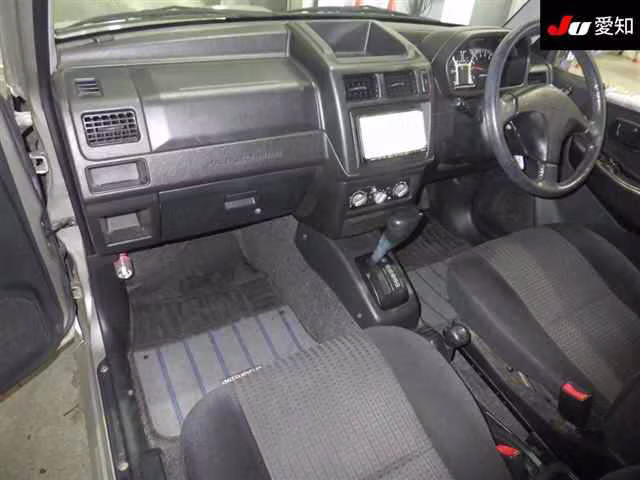 MITSUBISHI PAJERO MINI