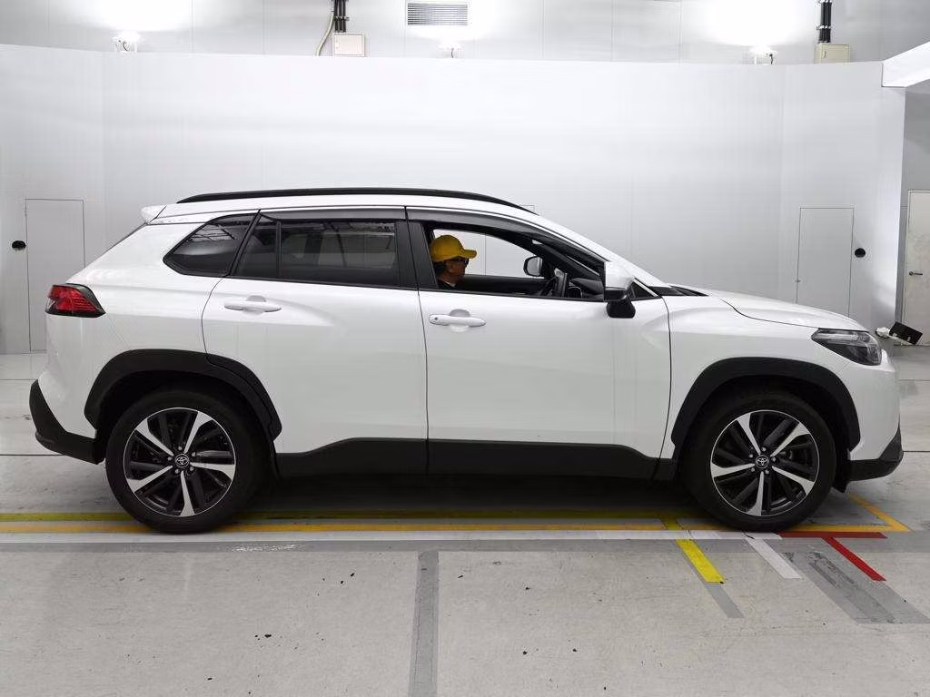 TOYOTA COROLLA CROSS