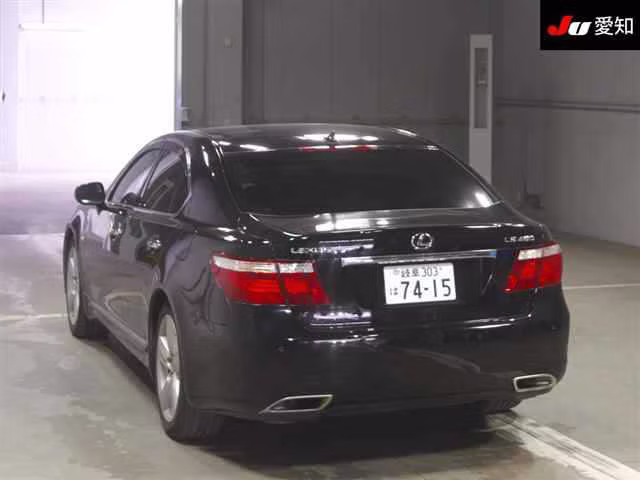LEXUS LS460