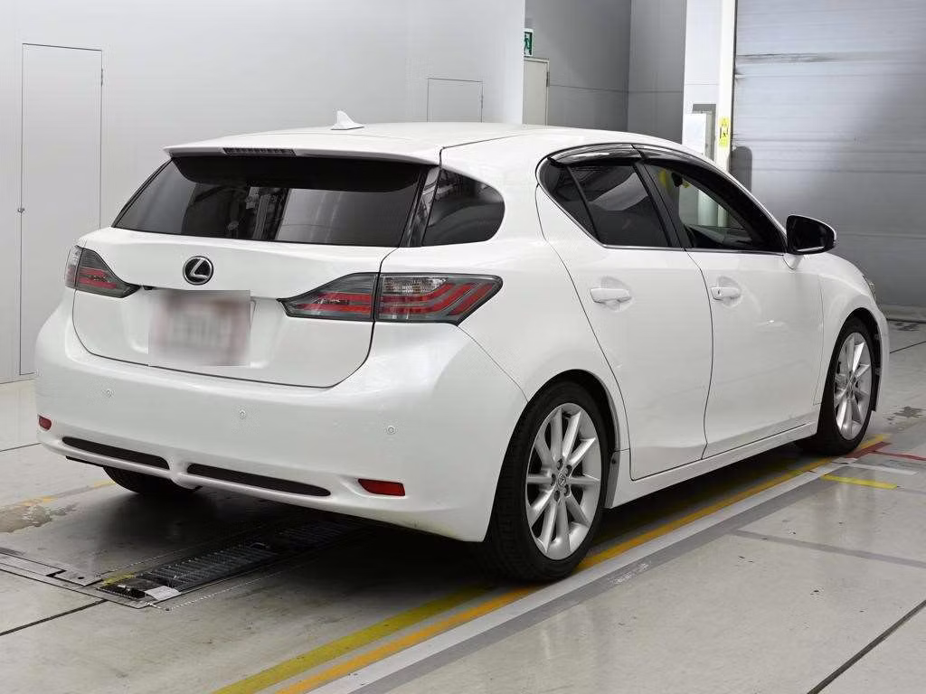LEXUS CT200H