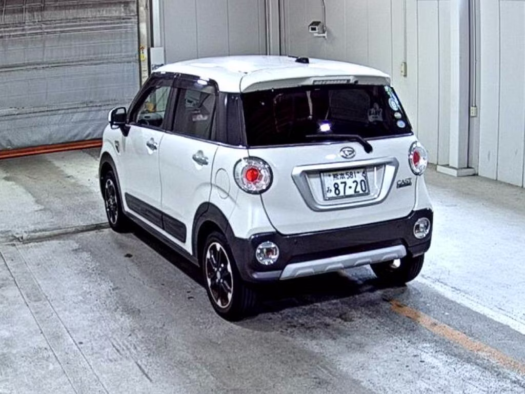 DAIHATSU CAST