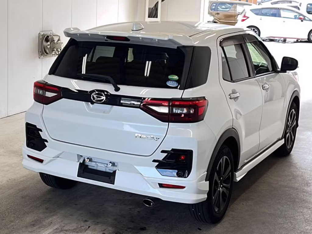 DAIHATSU ROCKY
