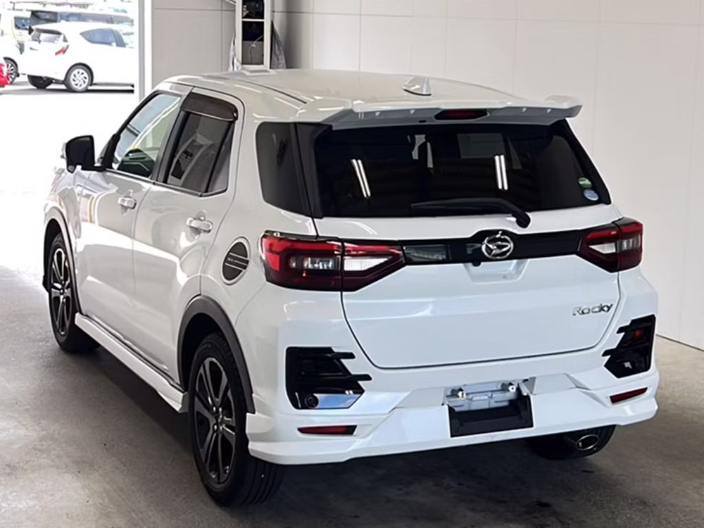 DAIHATSU ROCKY