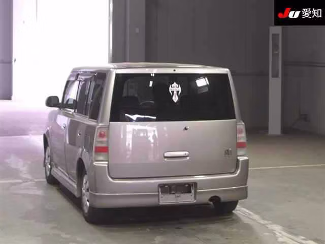 TOYOTA BB