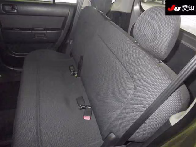 TOYOTA BB