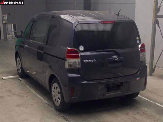 TOYOTA SPADE