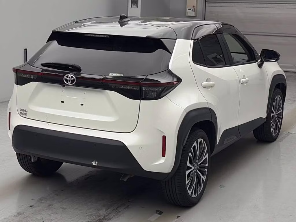 TOYOTA YARIS CROSS