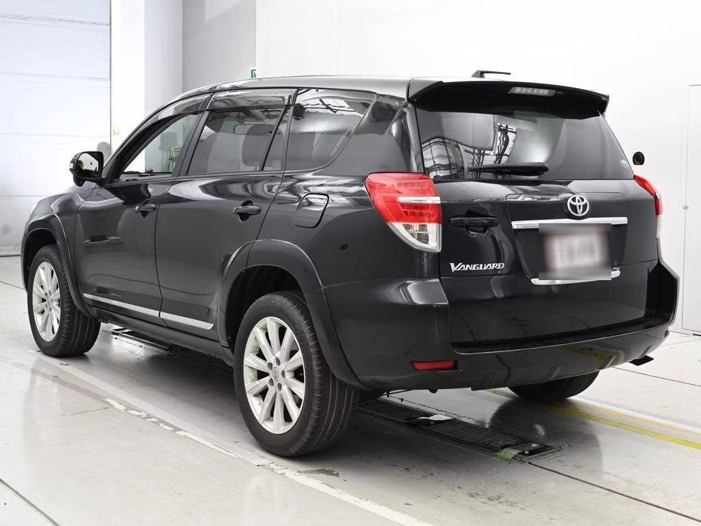 TOYOTA VANGUARD