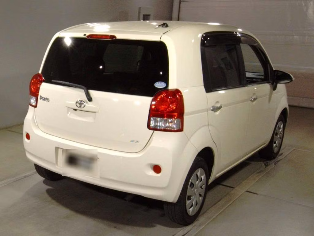 TOYOTA PORTE