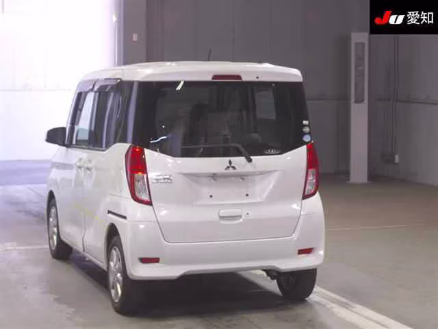 MITSUBISHI EK SPACE