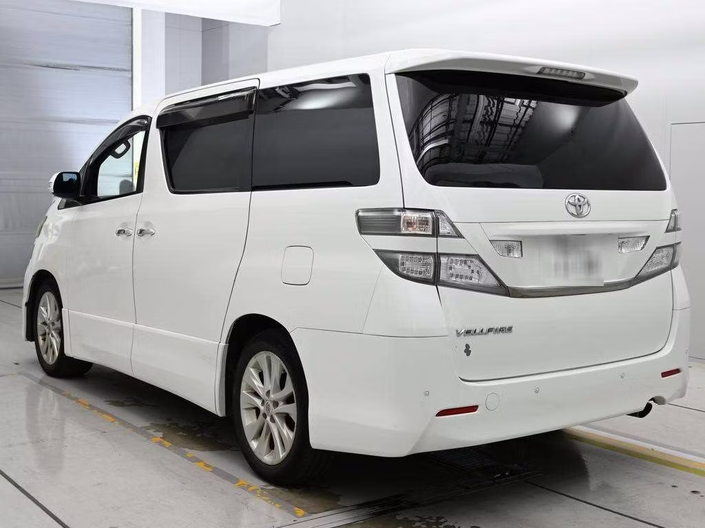 TOYOTA VELLFIRE