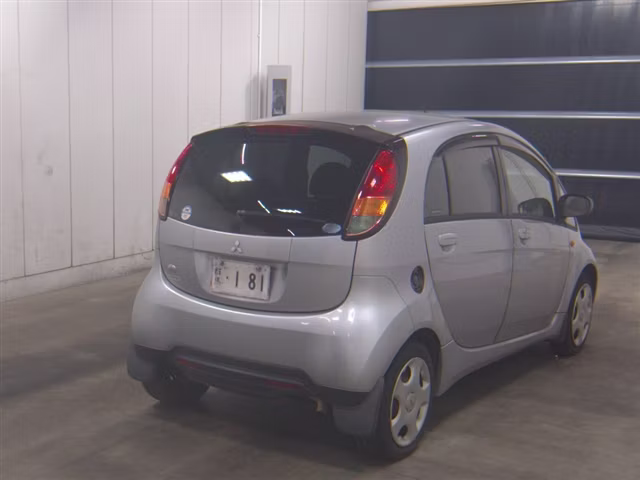 MITSUBISHI I