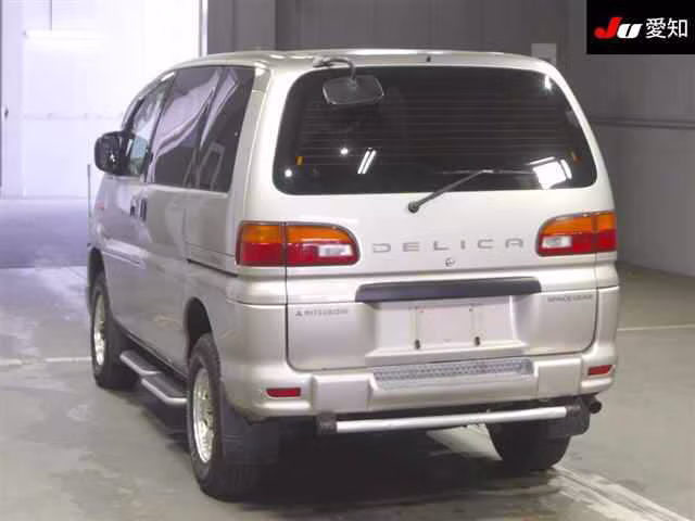 MITSUBISHI DELICA
