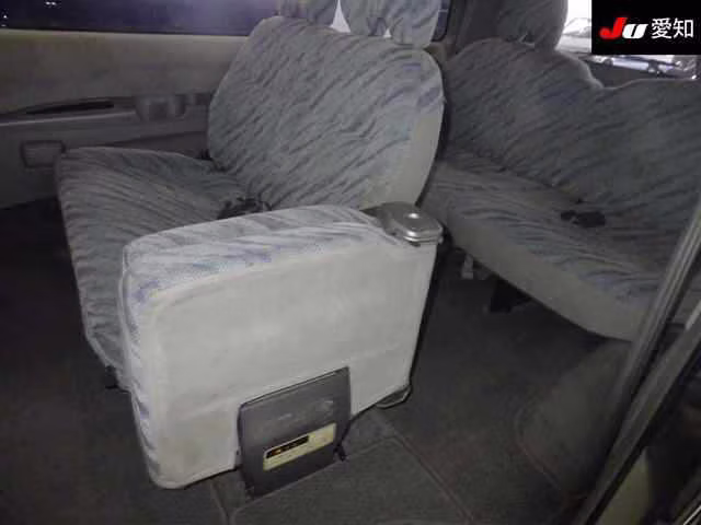 MITSUBISHI DELICA