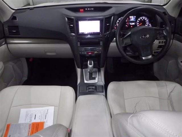 SUBARU LEGACY B4