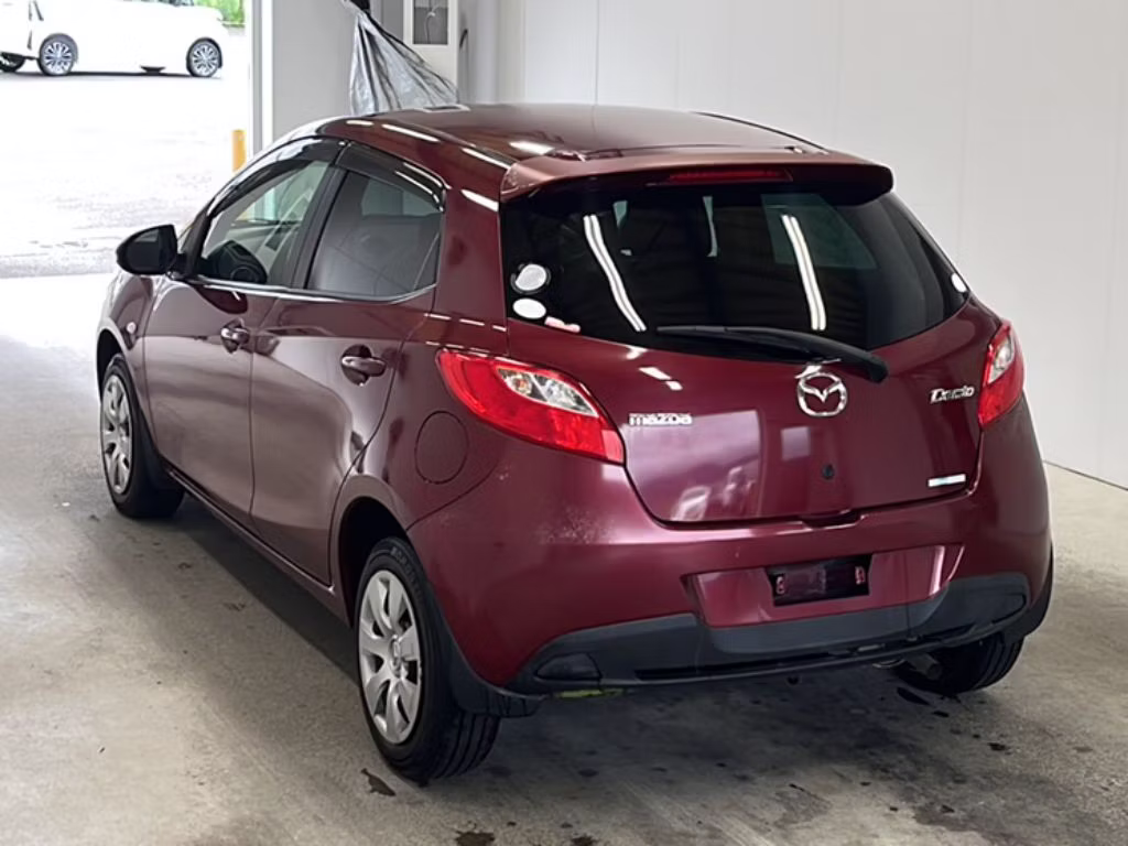 MAZDA DEMIO