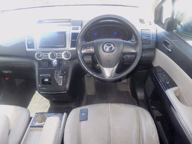 MAZDA MPV