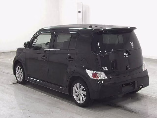 TOYOTA BB